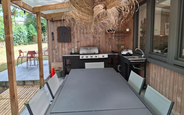 Maison à vendre    7 pièces • 190 m2 L'Houmeau