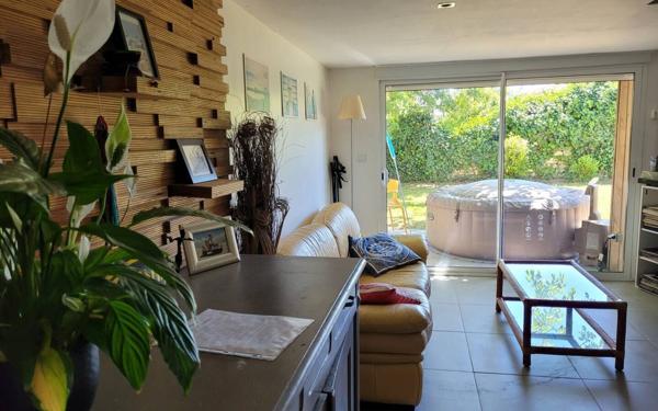 Maison à vendre    7 pièces • 190 m2 L'Houmeau