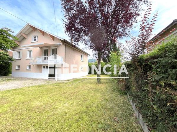 Location Maison 5 pièces 85.8 m² - 88 RUE DU 11 NOVEMBRE 1918 Coublevie 38500