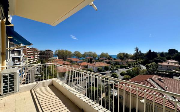Appartement à vendre    1 pièce • 43,35 m2 Menton