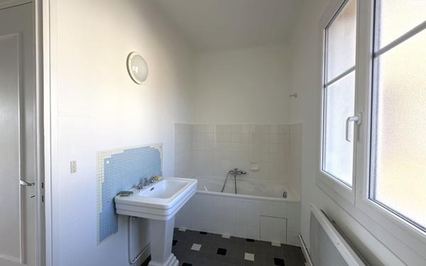 Appartement à vendre    1 pièce • 43,35 m2 Menton