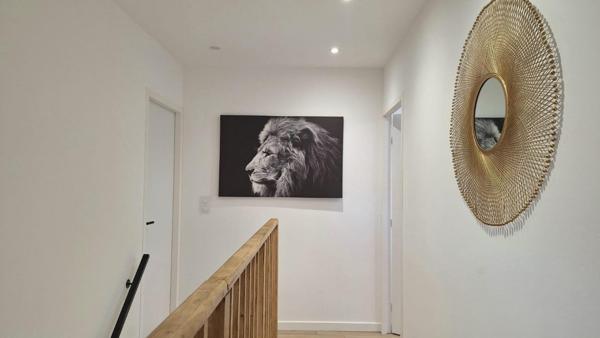 SAINT-CYR-SUR-MER - Villa T5 R+1 Sud-Est avec piscine Bali + terrasse pergola bioclimatique proche plage