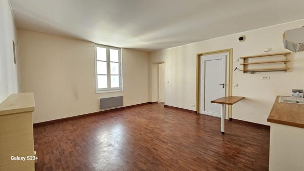 APPARTEMENT T1 BIS NIORT CENTRE VILLE