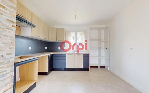 Maison à vendre    3 pièces • 77,59 m2 Montfermeil