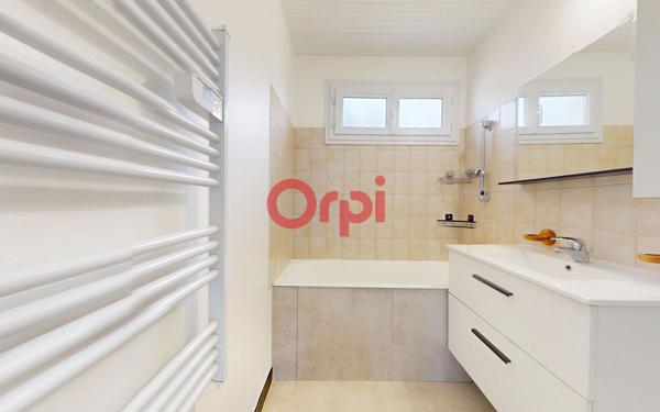 Maison à vendre    3 pièces • 77,59 m2 Montfermeil