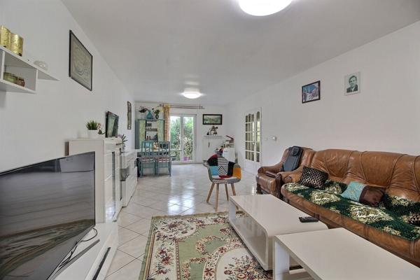 Maison individuelle Valmont 8 pièce(s) 5 chambres 176 m2