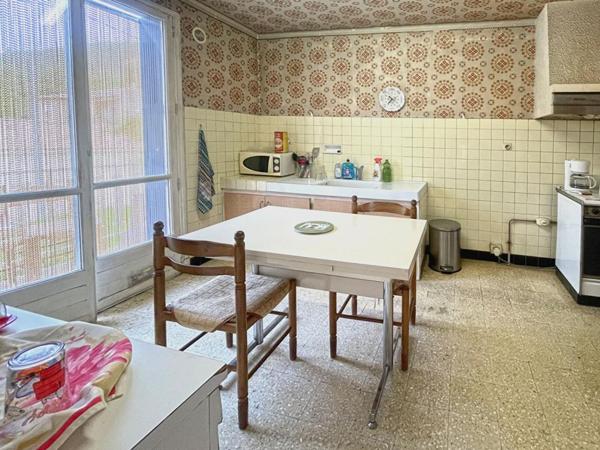 Maison Digne Les Bains 8 pièces 4 chambre 102 m2 + cave et garage