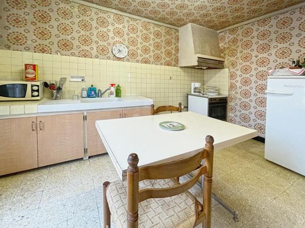 Maison Digne Les Bains 8 pièces 4 chambre 102 m2 + cave et garage