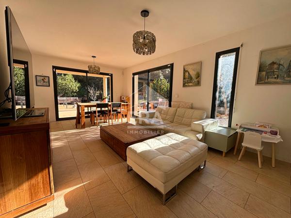 Villa Contemporaine Type 4 de plain pied  - Martigues