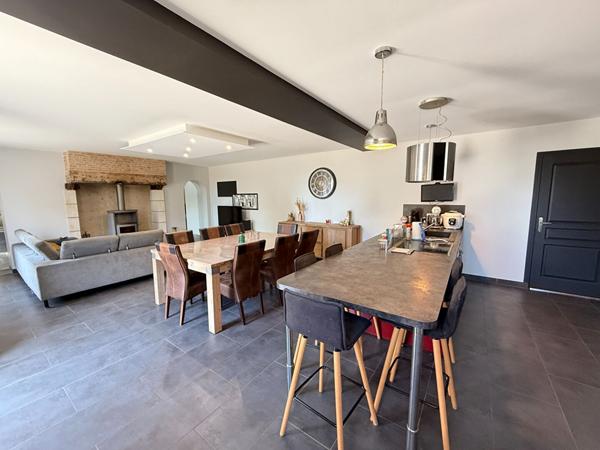 Maison Ampoigne 7 pièces 4 chambres