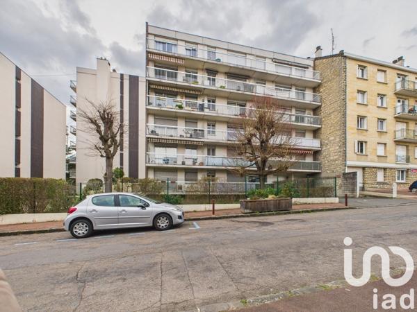 Appartement 4 pièces de 84 m² à Cachan (94230)