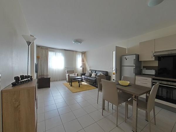 SERRIS Val d'Europe- 2 pièces 44,13m² avec son meublant