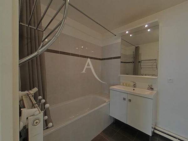 SERRIS Val d'Europe- 2 pièces 44,13m² avec son meublant