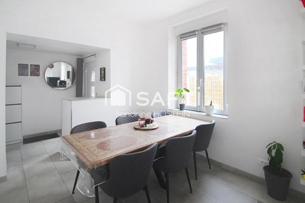 Maison libre 3 côtés avec terrasse, jardin et grand garage!