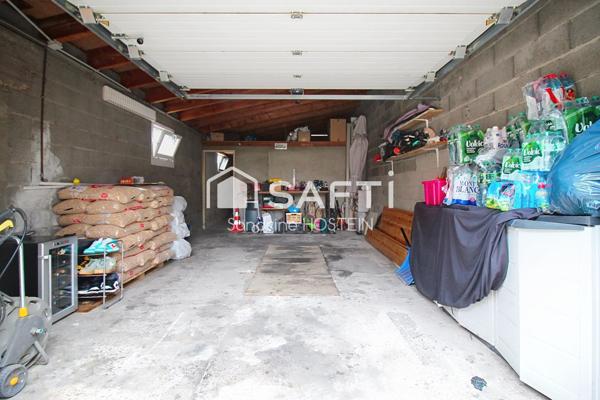 Maison libre 3 côtés avec terrasse, jardin et grand garage!