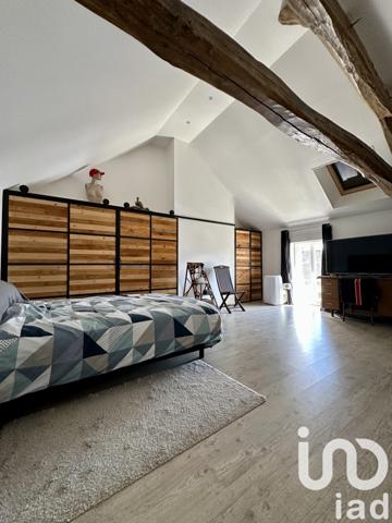 Maison rustique 8 pièces de 237 m² à Souppes-sur-Loing (77460)