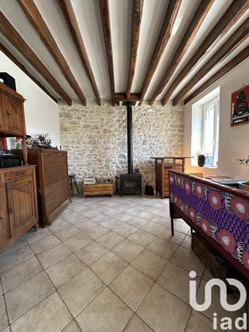 Maison rustique 8 pièces de 237 m² à Souppes-sur-Loing (77460)