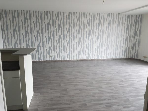 APPARTEMENT F4 LOUÉ CENTRE VILLE CHÂTELLERAULT Réf 2672