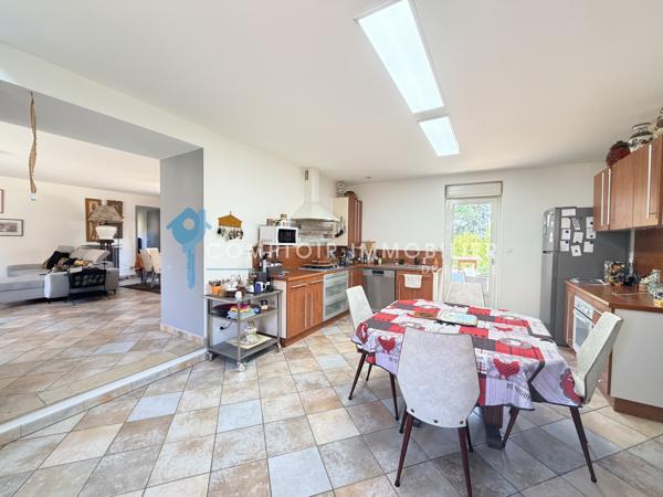 Maison 4 pièce(s) 2 chambre(s) 120 m²