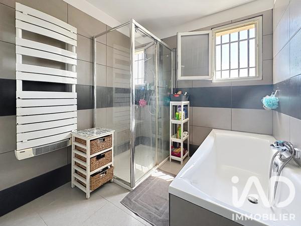 Maison à vendre 5 pièces 100 m² Fayence