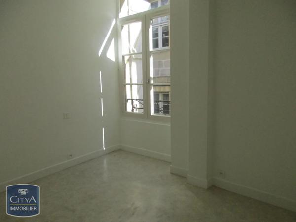 Appartement à louer 3 pièces 60.84m² Brive-la-Gaillarde (19100)