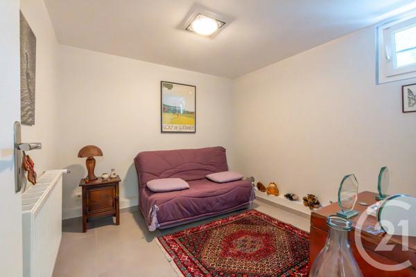 Maison à vendre  6 pièces - 142,15 m 2   LA VARENNE ST HILAIRE  - 94