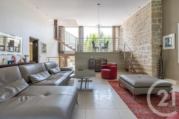 Maison à vendre  6 pièces - 142,15 m 2   LA VARENNE ST HILAIRE  - 94