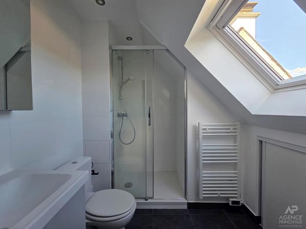 Maison Rueil Malmaison 6 pièce(s) 100.5 m2 Loyer 2 990 €/mois charges comprises **  - Référence  19777