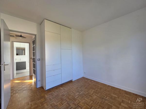 Maison Rueil Malmaison 6 pièce(s) 100.5 m2 Loyer 2 990 €/mois charges comprises **  - Référence  19777