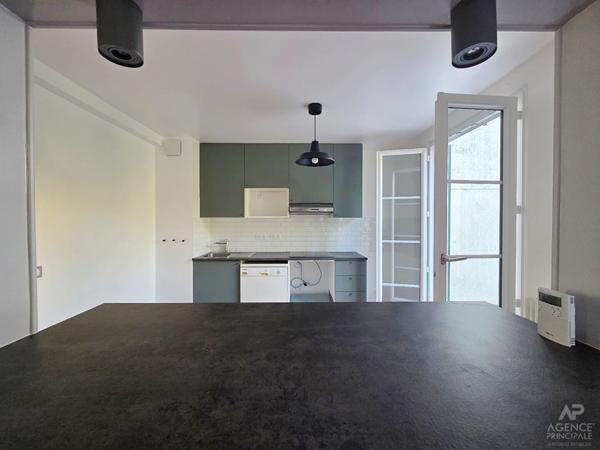 Maison Rueil Malmaison 6 pièce(s) 100.5 m2 Loyer 2 990 €/mois charges comprises **  - Référence  19777