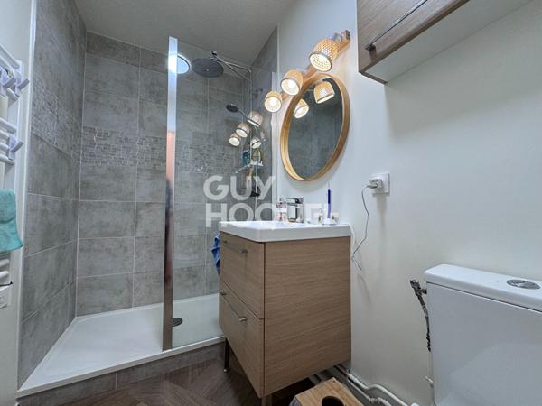 Superbe Duplex en Dernier Étage - Vue sur les Pins