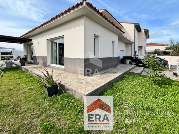 Maison Pollestres  4 pièce(s) 125 m2