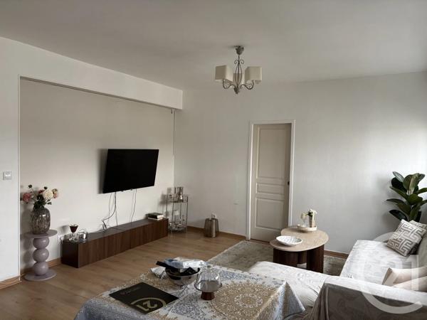 Appartement F2 à vendre  2 pièces - 47,81 m 2   IVRY SUR SEINE  - 94