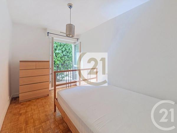 Appartement F2 à vendre  2 pièces - 47,81 m 2   IVRY SUR SEINE  - 94