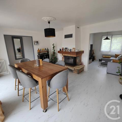Maison à vendre  6 pièces - 209,62 m 2   GAGNY  - 93