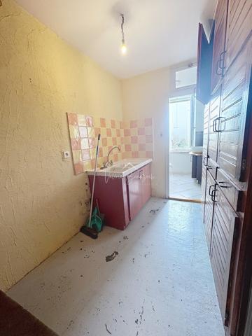 Montlaur (12400) Maison divisible en 2 logements