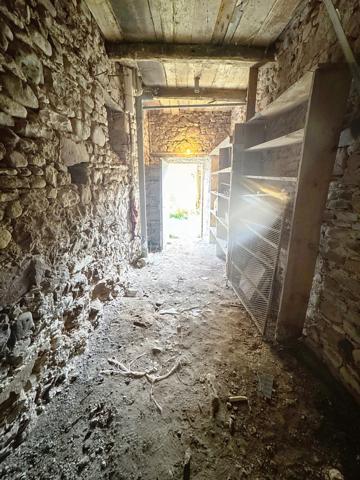 Montlaur (12400) Maison divisible en 2 logements