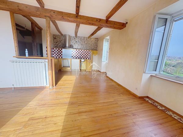 Montlaur (12400) Maison divisible en 2 logements