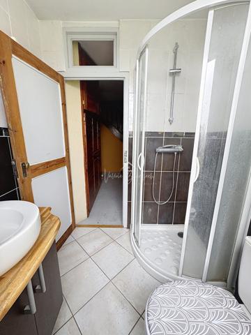 Montlaur (12400) Maison divisible en 2 logements