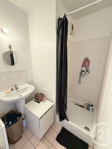 Appartement à vendre  4 pièces - 79,68 m 2   LA PLAINE ST DENIS  - 93