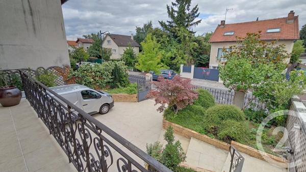Maison à vendre  8 pièces - 194,19 m 2   LE BLANC MESNIL  - 93