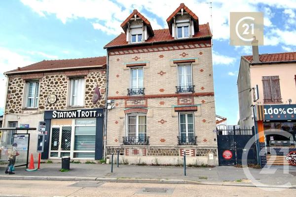 Maison à vendre  8 pièces - 194,19 m 2   LE BLANC MESNIL  - 93