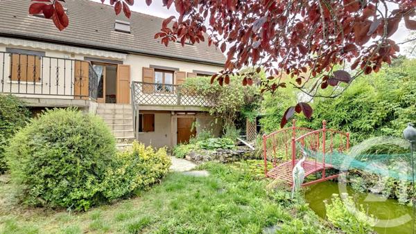 Maison à vendre  8 pièces - 194,19 m 2   LE BLANC MESNIL  - 93