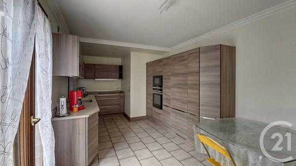 Maison à vendre  8 pièces - 194,19 m 2   LE BLANC MESNIL  - 93