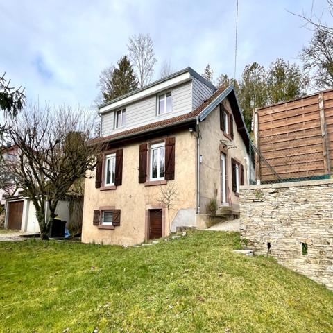 Maison
                                                                                                                                                                                                                                                                                                                        6 pièce(s)                                                                                                                                                                                                          4 chambre(s)                                                                                                                                                                                                          115  m²