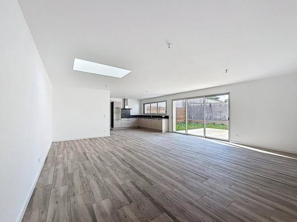 Vivez le confort du récent aux portes de La Rochelle