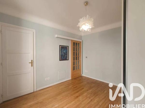 Location appartement 2 pièces 49 m² Paris 16