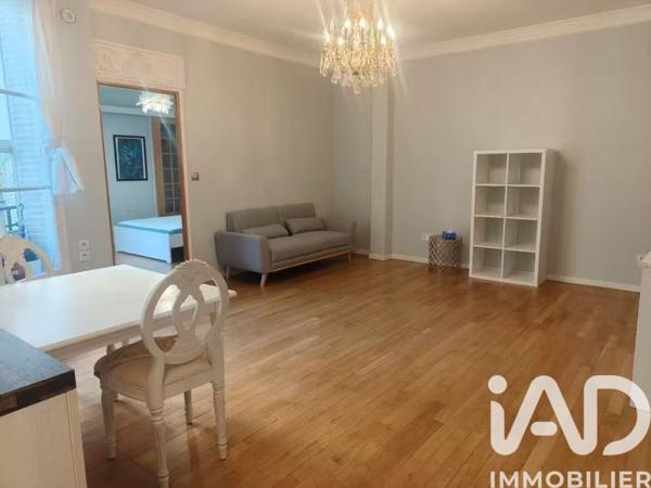 Location appartement 2 pièces 49 m² Paris 16
