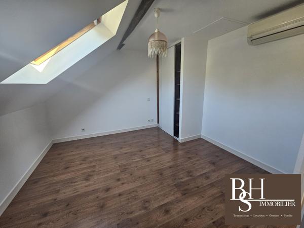 Poitiers, Appartement de type 3 avec place de parking