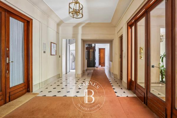 Paris 16ème, Appartement 1 Chambre -  59 m² à vendre